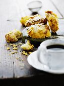 Italian biscuits with mascarpone and cornflakes