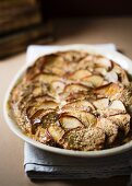 Warm apple bake with almonds