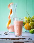 Citronello Sour: a smoothie made with grapefruit, orange and lemon