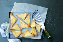 Pastry parcels filled with leek