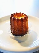 Cannele, mini French Bundt cake