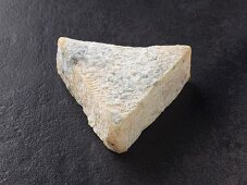 Tricorne de Marans – French sheep's milk cheese