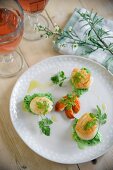 Fried scallops on parsley and chervil cream