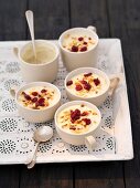 Semolina pudding with almonds and milk
