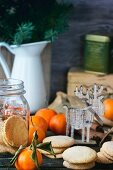 Almond biscuits with mandarins (Christmas)