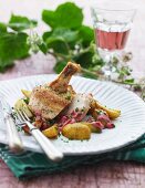 Baked chicken with potatoes and beetroot sauce