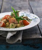 Kalbsragout mit Zitrone, Tomaten und grünen Bohnen