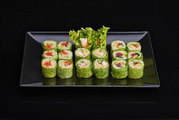 Lettuce rolls with fish and avocado