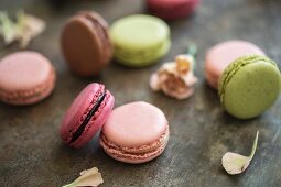 Various coloured macaroons