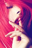Junge Frau mit roten Haaren, close up