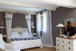 French-style bedroom