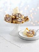 Brandy cheesecake bites with Christmas pudding for Christmas