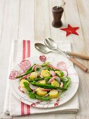 Ham, asparagus and radish salad