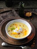 Cream of fennel soup with orange juice à la Hildegard von Bingen