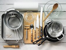 Kitchen utensils for preparing poultry