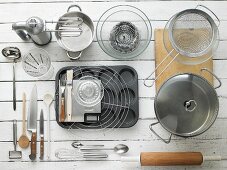 Kitchen utensils for making tartlets and asparagus