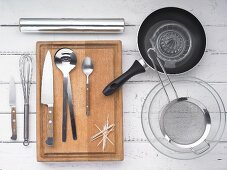 Kitchen utensils for making wraps