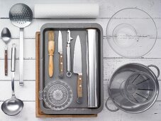 Kitchen utensils for making grilled meat and vegetables