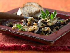 Marinated chestnut mushrooms with gremolata