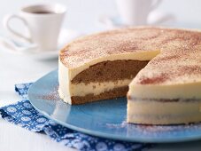 Advocaat cake, a piece cut