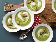 Pea soup with mini cabanossi