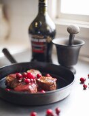 Schweinefilet mit Kirschlikör und Cranberries