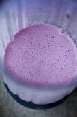 A vegan cheesecake smoothie with blueberries (Superfood)