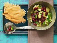 Kidney bean stew with Parmesan crackers