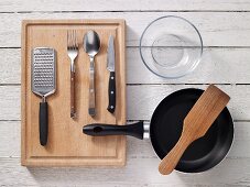 Kitchen utensils for making omelettes