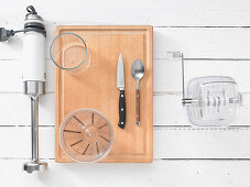 Kitchen utensils for making a shake
