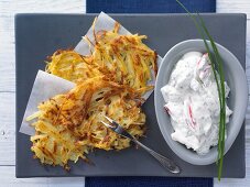 Rösti (fried Swiss potato cake) with herb quark