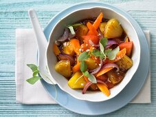 Stir-fried vegetables with pineapple and Thai basil (Asia)