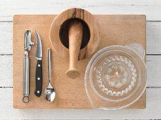 Kitchen utensils for preparing fruit dessert