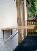 Folding table made of weatherproof robinia wood