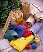 Materialien für den Winterschutz: Rupfen in versch. Farben, Vlies, Kokosmatte