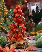 Physalis pyramid (2/2). Physalis (lampions) as a pyramid with Hedera (ivy)