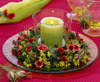 Wreath with red cinquefoil (3/3)