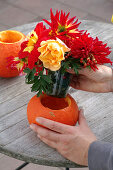 Autumn bouquet in pumpkin vase (4/5)