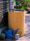 Dress rain barrel