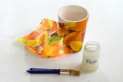 Cutlery pot with napkin technique 'Autumn leaves' (4/5)