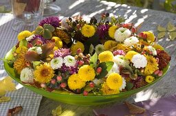 Wreath with Chrysanthemums (4/4)