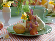 Osterfrühstück auf der Terrasse