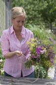 Mixed bouquet of perennials and meadow flowers (3/5)