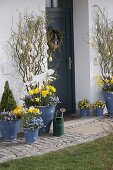 House entrance with blue buckets easterly