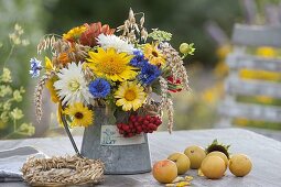 Small Thanksgiving Bouquet with Helianthus, Calendula