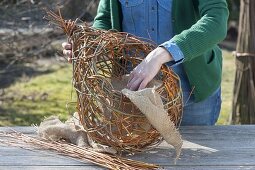 Making a globe basket as a hanging flower basket