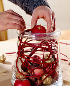 Advent wreath on decorated glass: 1st step