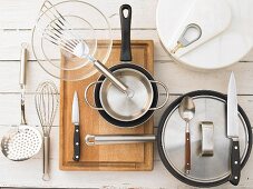 Kitchen utensils for making salad