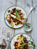 Warmer Auberginensalat mit gegrilltem Bambus und Champignons (Low Carb)