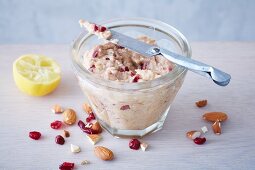 Vegan banana and almond spread with cranberries (soya-free)
